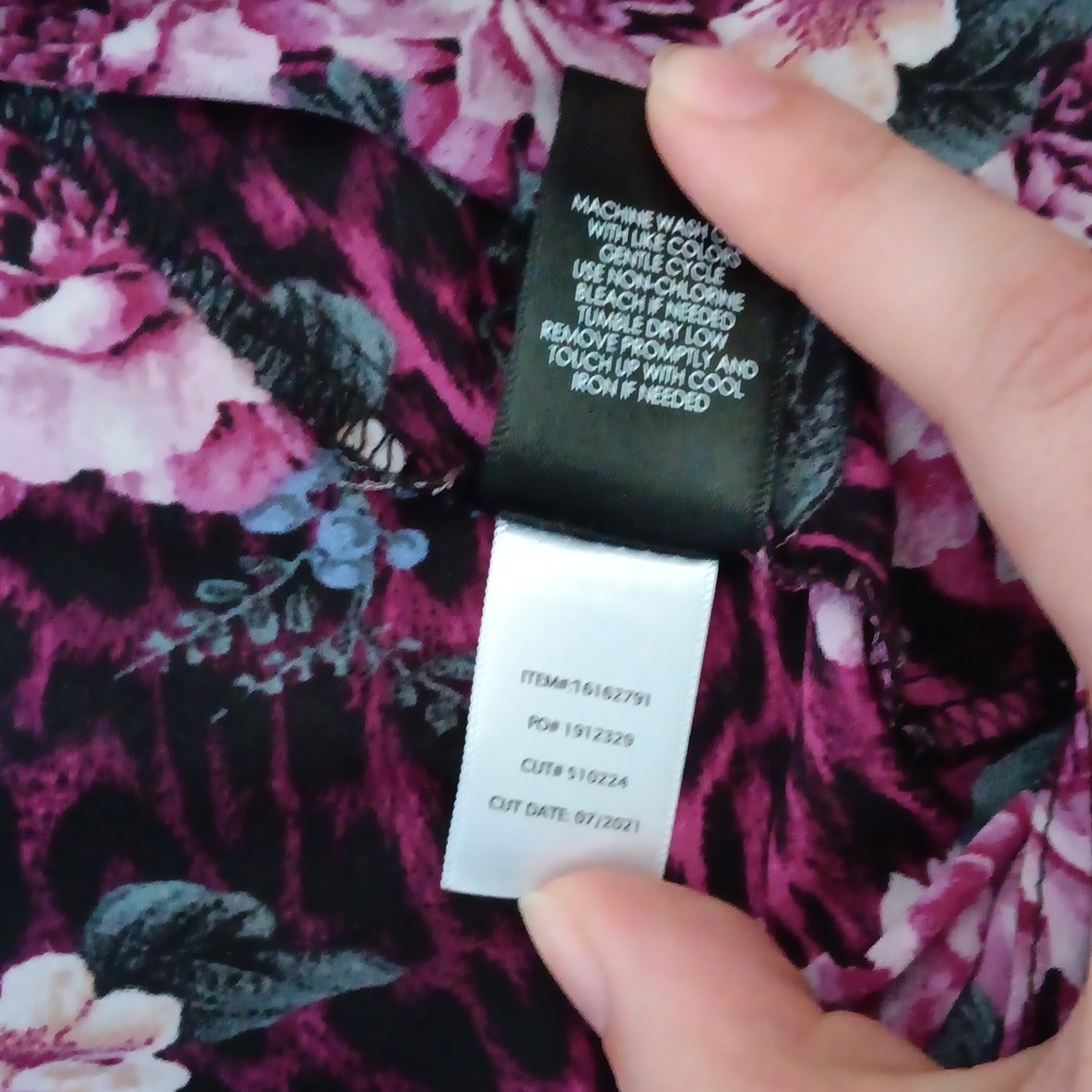 Torrid 3 quarter sleeve blouse - Picture 5 of 5